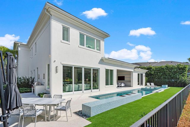 148 Thatch Palm Cove, Boca Raton, FL 33432