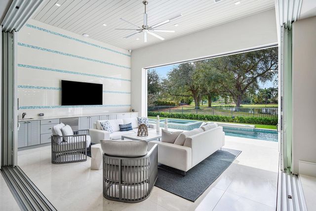 148 Thatch Palm Cove, Boca Raton, FL 33432