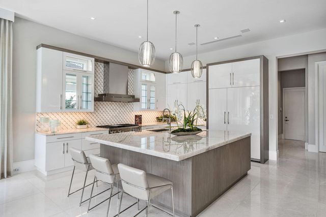 148 Thatch Palm Cove, Boca Raton, FL 33432