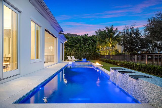 148 Thatch Palm Cove, Boca Raton, FL 33432