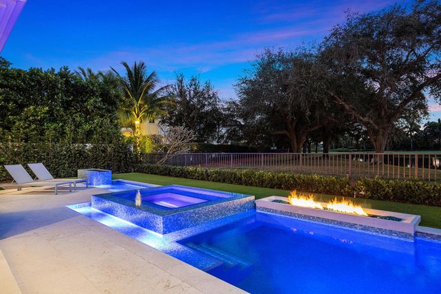 148 Thatch Palm Cove, Boca Raton, FL 33432