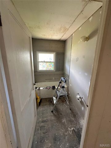 1325 Orchard Street, Belleville, IL 62221