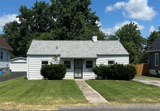 1325 Orchard Street, Belleville, IL 62221