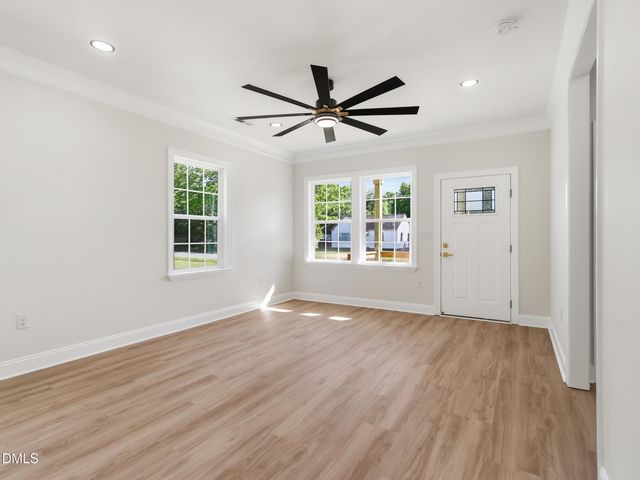 710 Avon Avenue, Burlington, NC 27215