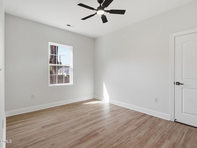710 Avon Avenue, Burlington, NC 27215