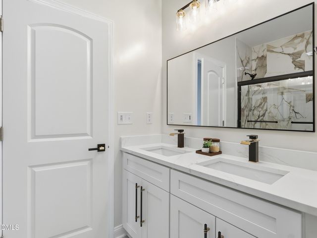 710 Avon Avenue, Burlington, NC 27215