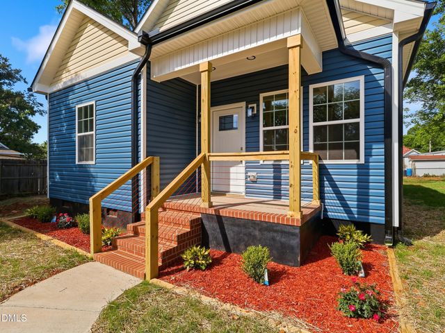 710 Avon Avenue, Burlington, NC 27215