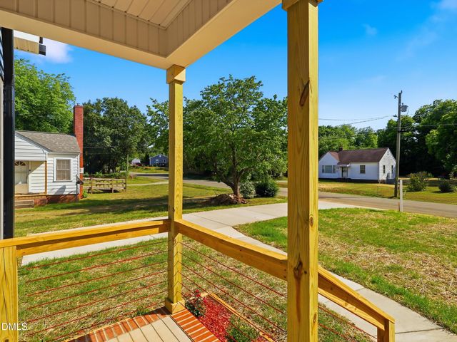 710 Avon Avenue, Burlington, NC 27215