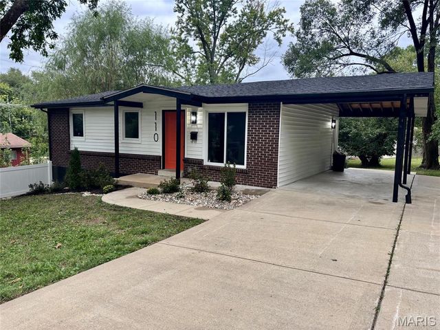 110 E Thornton Avenue, Webster Groves, MO 63119
