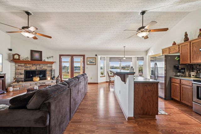 6153 County Road 18 6153 County Road 18, Bellefontaine, OH 43311