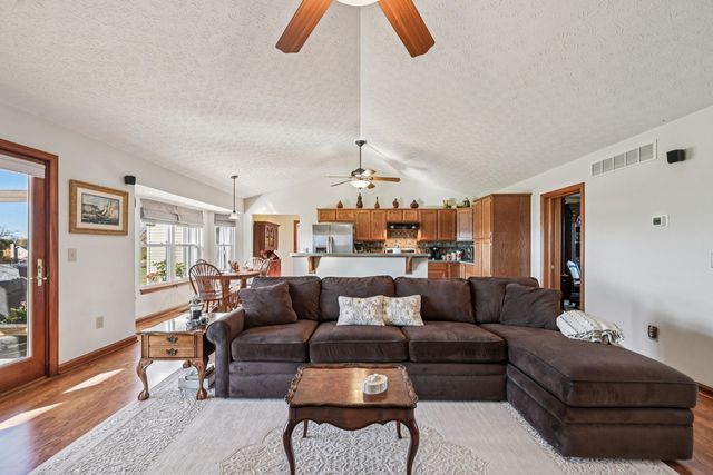 6153 County Road 18 6153 County Road 18, Bellefontaine, OH 43311