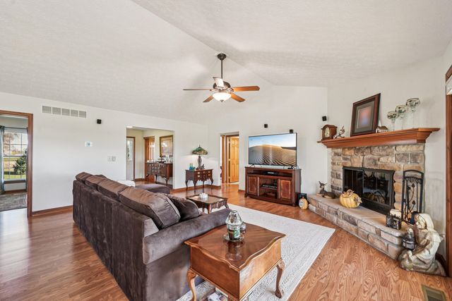 6153 County Road 18 6153 County Road 18, Bellefontaine, OH 43311