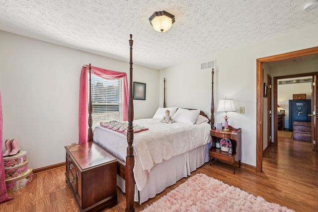 6153 County Road 18 6153 County Road 18, Bellefontaine, OH 43311
