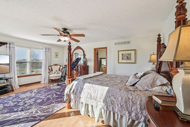 6153 County Road 18 6153 County Road 18, Bellefontaine, OH 43311