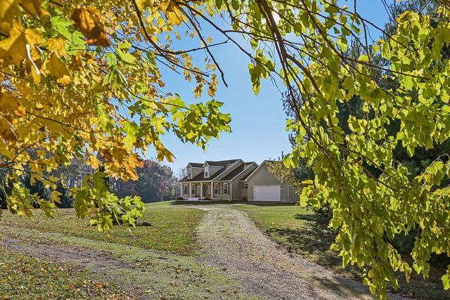 6153 County Road 18 6153 County Road 18, Bellefontaine, OH 43311