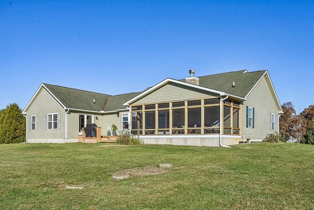 6153 County Road 18 6153 County Road 18, Bellefontaine, OH 43311