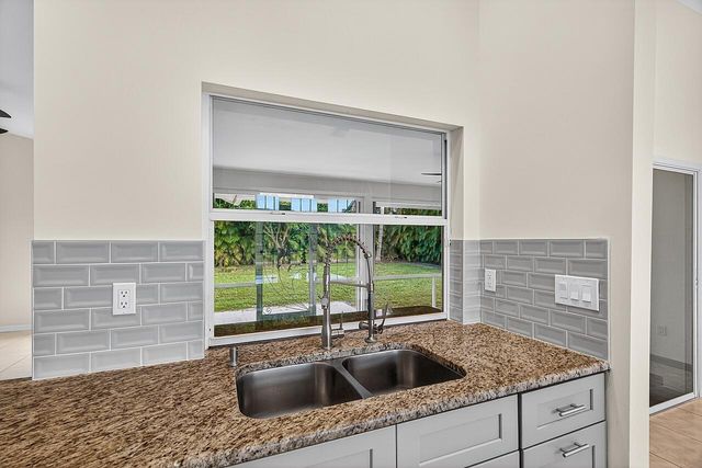 1785 SE Berkshire Boulevard, Port St Lucie, FL 34952