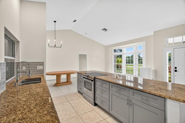 1785 SE Berkshire Boulevard, Port St Lucie, FL 34952