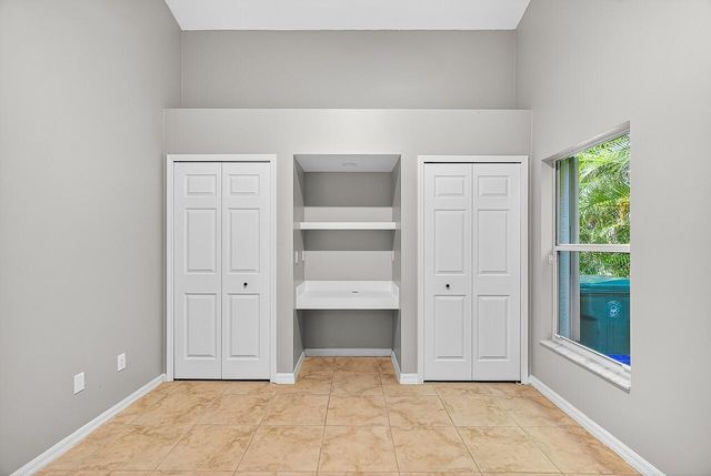 1785 SE Berkshire Boulevard, Port St Lucie, FL 34952