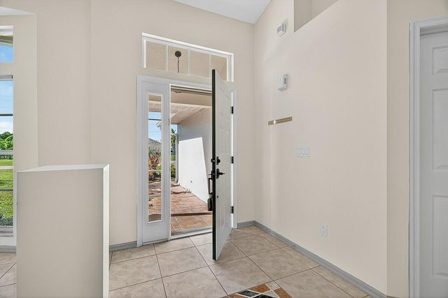 1785 SE Berkshire Boulevard, Port St Lucie, FL 34952