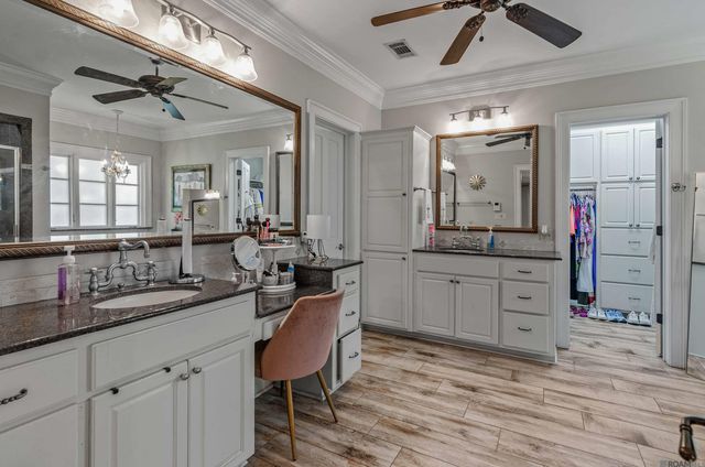 18867 Bienville Ct, Prairieville, LA 70769