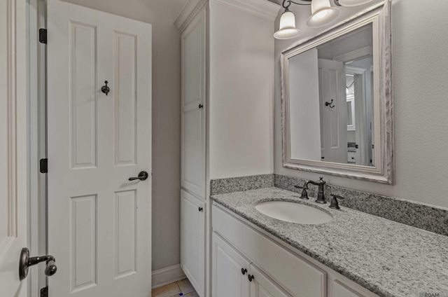 18867 Bienville Ct, Prairieville, LA 70769