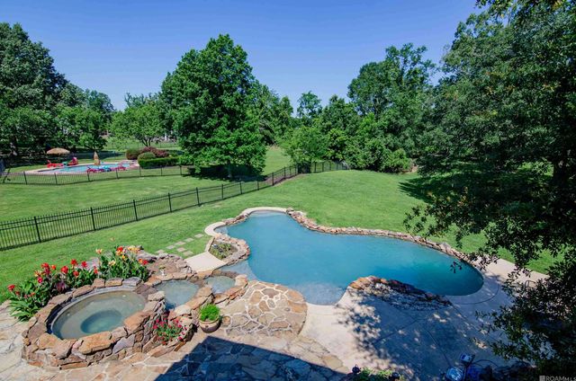 18867 Bienville Ct, Prairieville, LA 70769