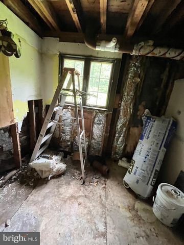 93 JACOBS CREEK RD, Ewing, NJ 08628
