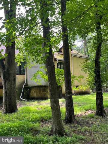 93 JACOBS CREEK RD, Ewing, NJ 08628