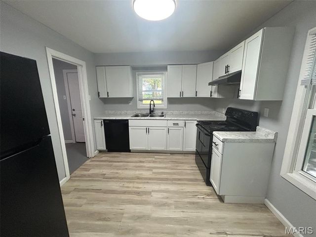 5 Cady Drive, Calverton Park, MO 63135