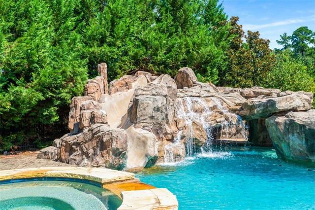 2340 Thisel Down Drive, Statham, GA 30666