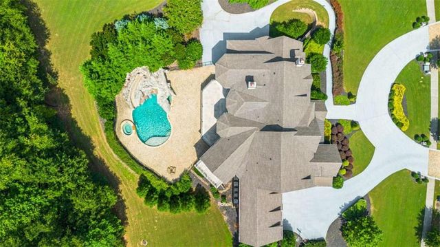 2340 Thisel Down Drive, Statham, GA 30666