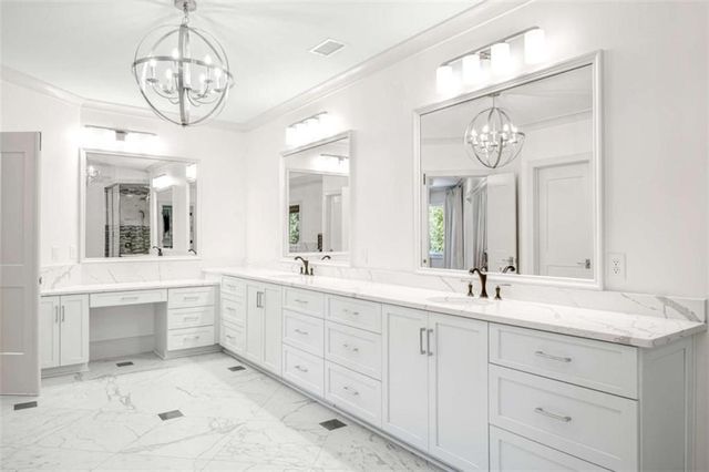2340 Thisel Down Drive, Statham, GA 30666