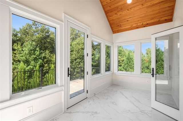 2340 Thisel Down Drive, Statham, GA 30666
