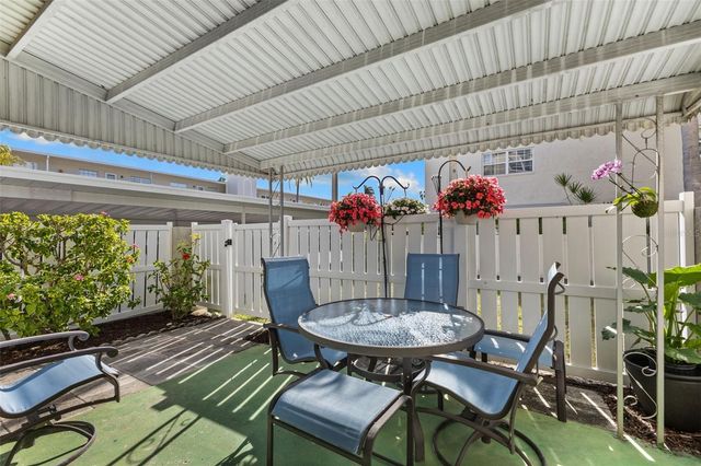 948 VIRGINIA STREET 101, Dunedin, FL 34698