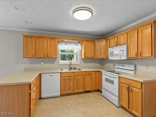 19 Sherman Drive, Marietta, OH 45750