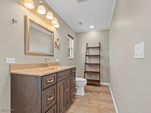 19 Sherman Drive, Marietta, OH 45750