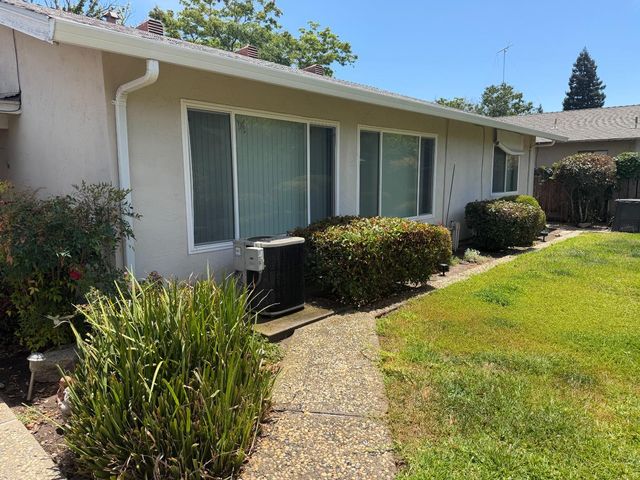 3705 Kona Oak Drive, Modesto, CA 95355