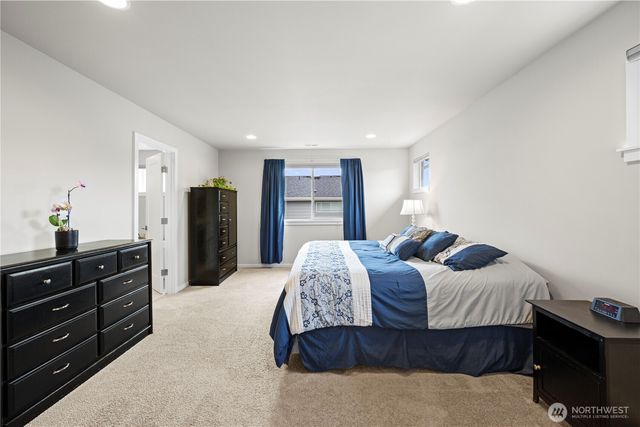7513 11th Place SE, Lake Stevens, WA 98258