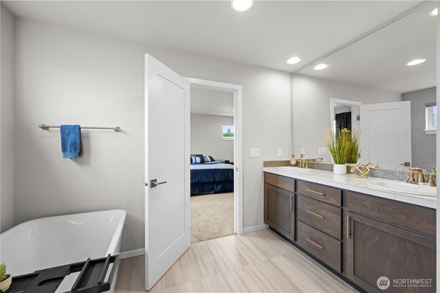 7513 11th Place SE, Lake Stevens, WA 98258