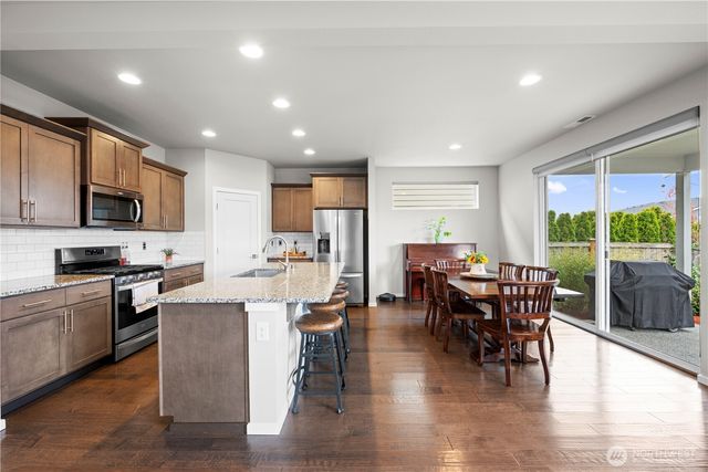 7513 11th Place SE, Lake Stevens, WA 98258