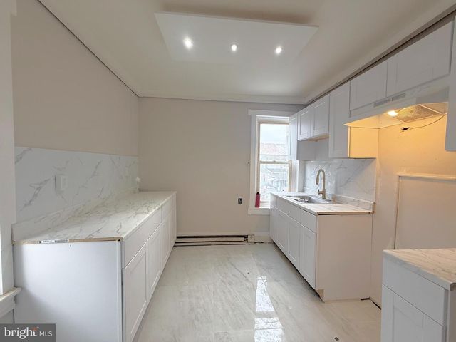 1718 S BROAD ST, Trenton, NJ 08610