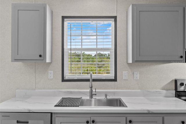 8457 N CAROUSEL TERRACE, Crystal River, FL 34428