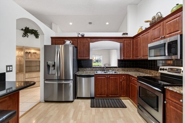 6083 Caladium Road, Delray Beach, FL 33484