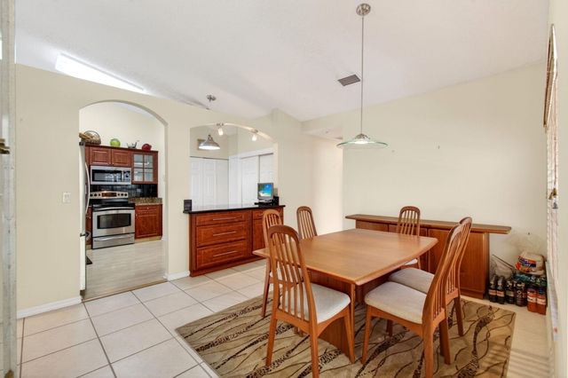 6083 Caladium Road, Delray Beach, FL 33484