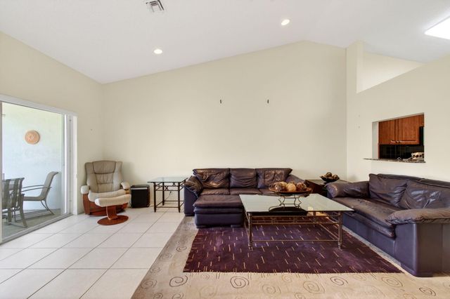 6083 Caladium Road, Delray Beach, FL 33484