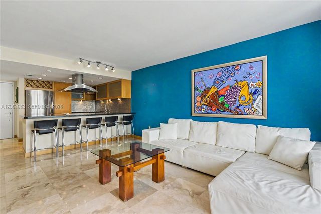 465 Ocean Dr 604, Miami Beach, FL 33139