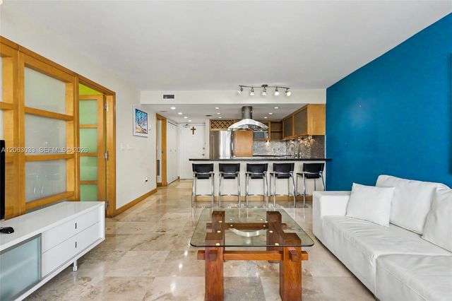 465 Ocean Dr 604, Miami Beach, FL 33139