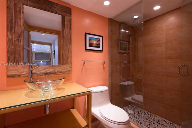 465 Ocean Dr 604, Miami Beach, FL 33139