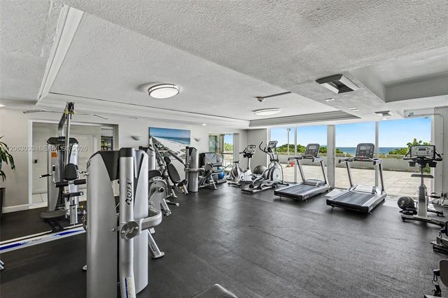465 Ocean Dr 604, Miami Beach, FL 33139
